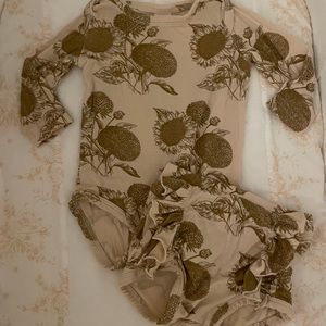 Kate Quinn Sunflower Outfit